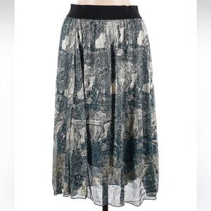 LuLaRoe Blue Gold Metallic Elegant Collection Midi A-Line LoLa Skirt Size M NWT